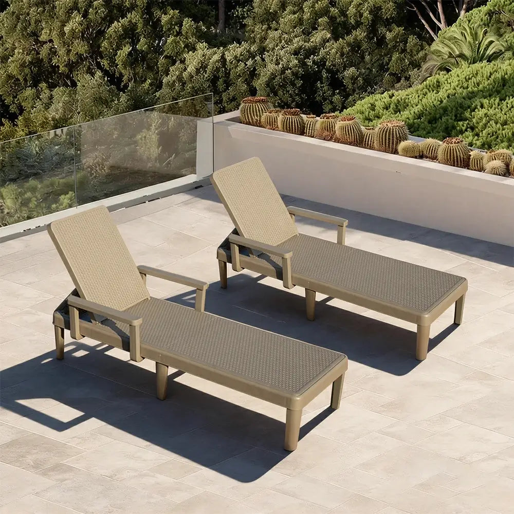 Domi Kunststoff Sonnenliege 2er-Set In Khaki Mit Armlehnen Gartenliege#Farbe_Sandbeige